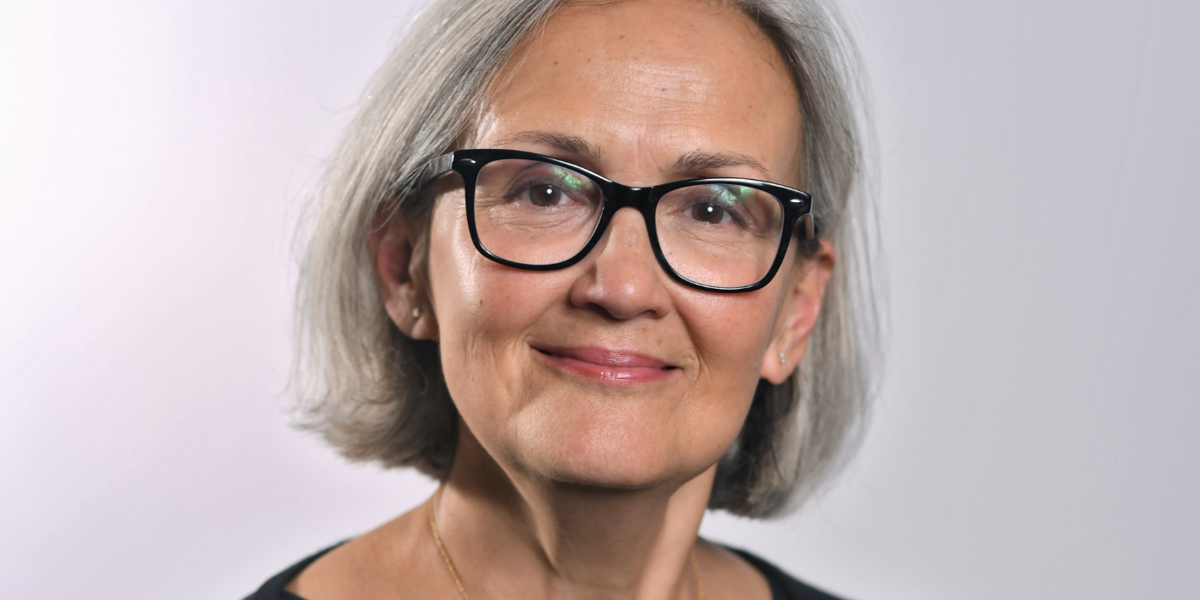 Carla Costa, Administrator